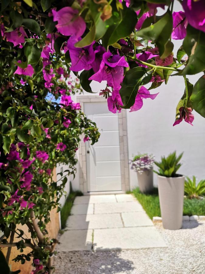 Bed and Breakfast Pinula Maruggio Exterior foto